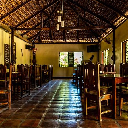 Grand Octagon Resort Laoag Extérieur photo