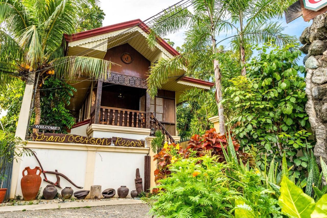 Grand Octagon Resort Laoag Extérieur photo